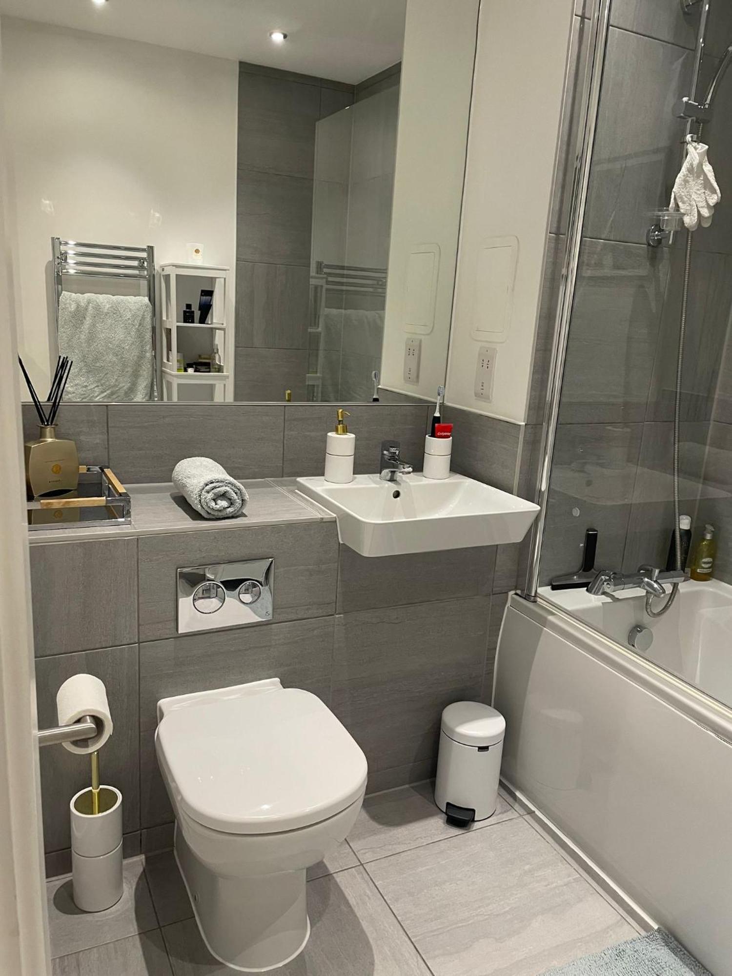 Malixa Uk Apartment Croydon Bagian luar foto