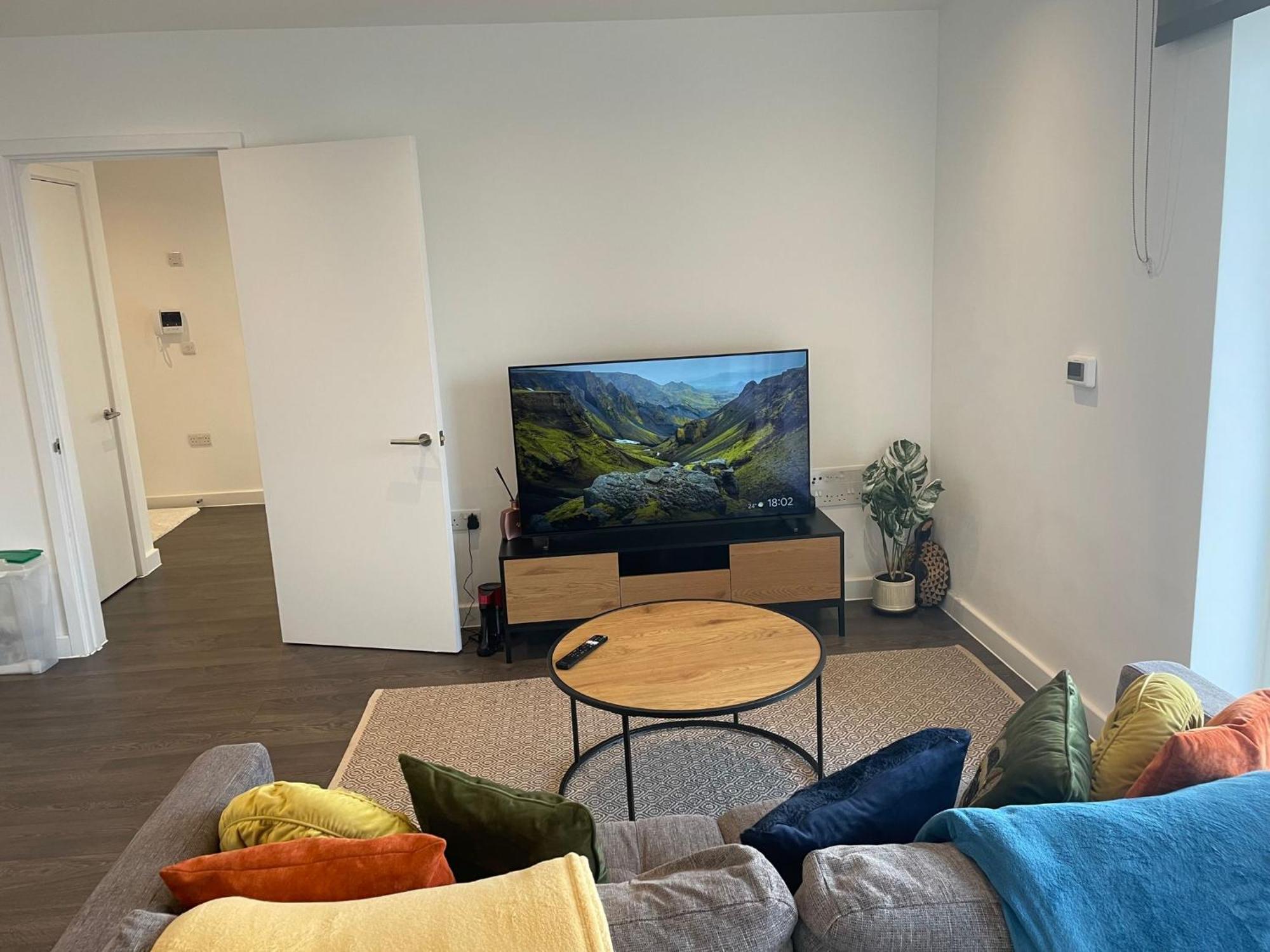 Malixa Uk Apartment Croydon Bagian luar foto
